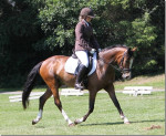 Tamara en Rosanne eerste keer op het gras in Veendam 2013